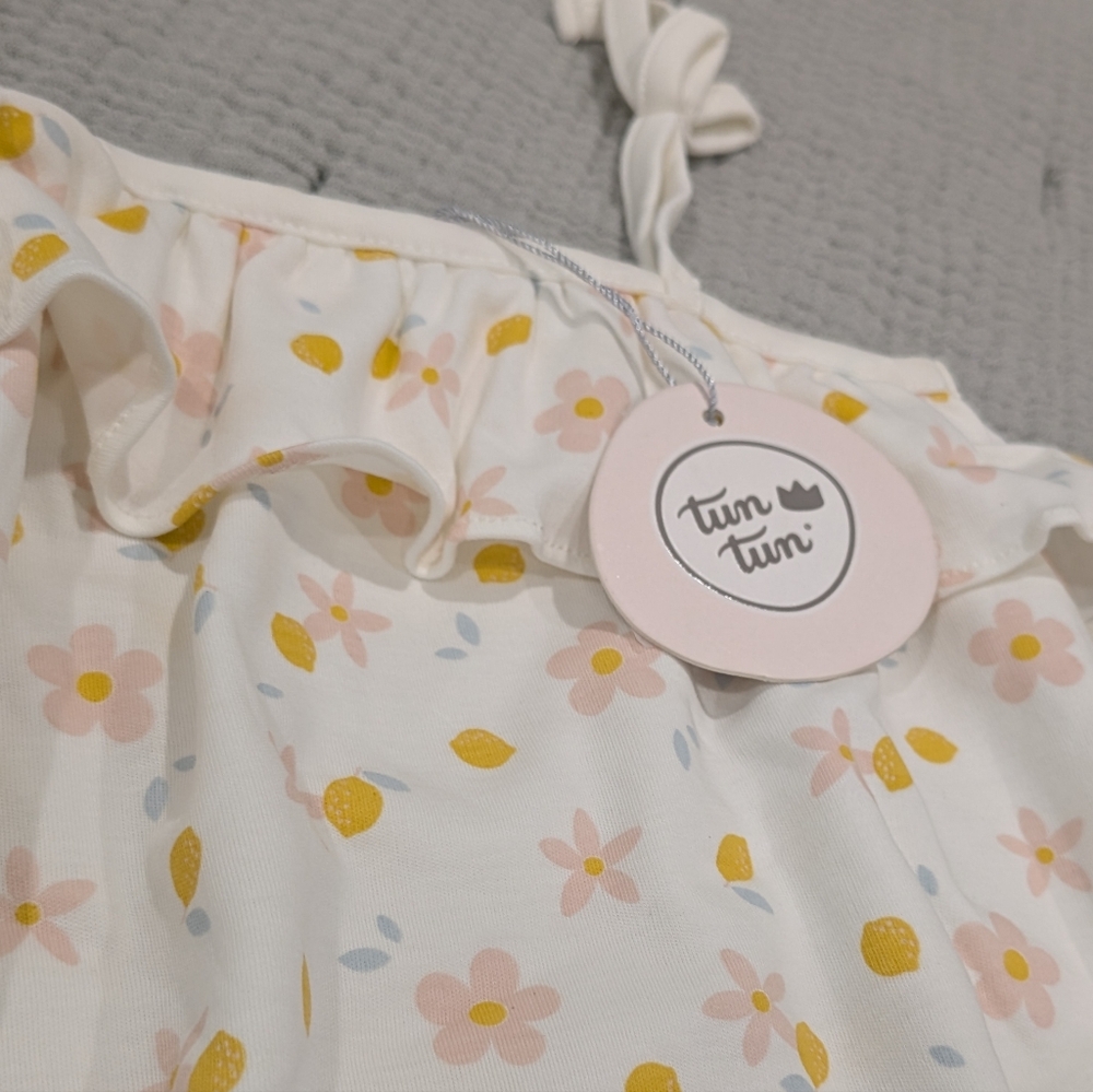 Shell Pink Flower Ruffle Bodysuit - Picture 2 of 3